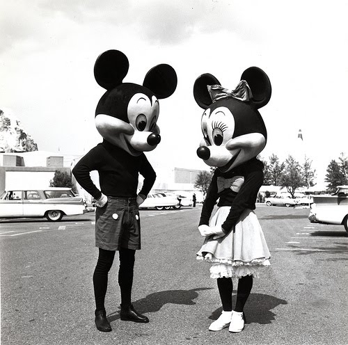 mickey_mouse_and_minnie_mouse_vintage